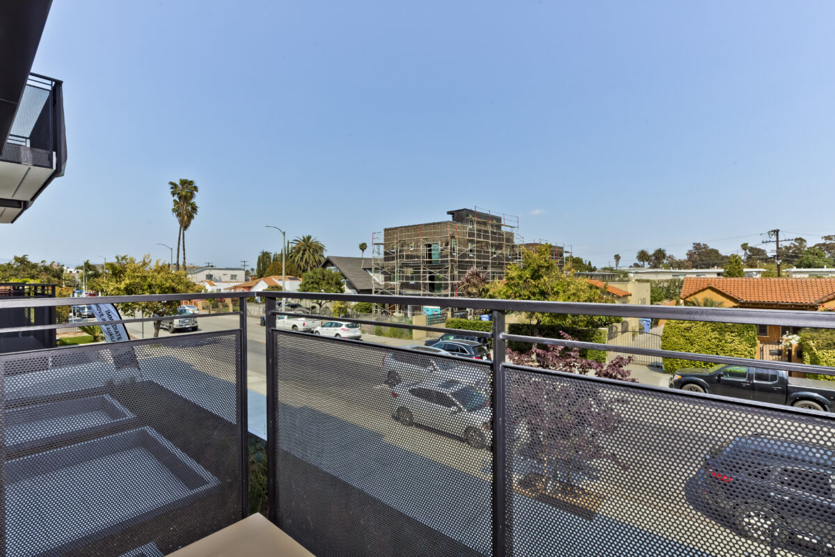 balcony area with glass walls